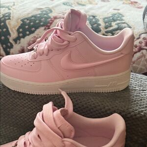 Nike Women's pink air